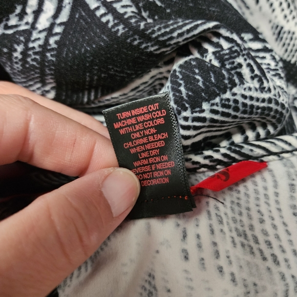 Hot Kiss Black Aztec Knit Racerback Maxi Dress Size Large - Picture 7 of 7